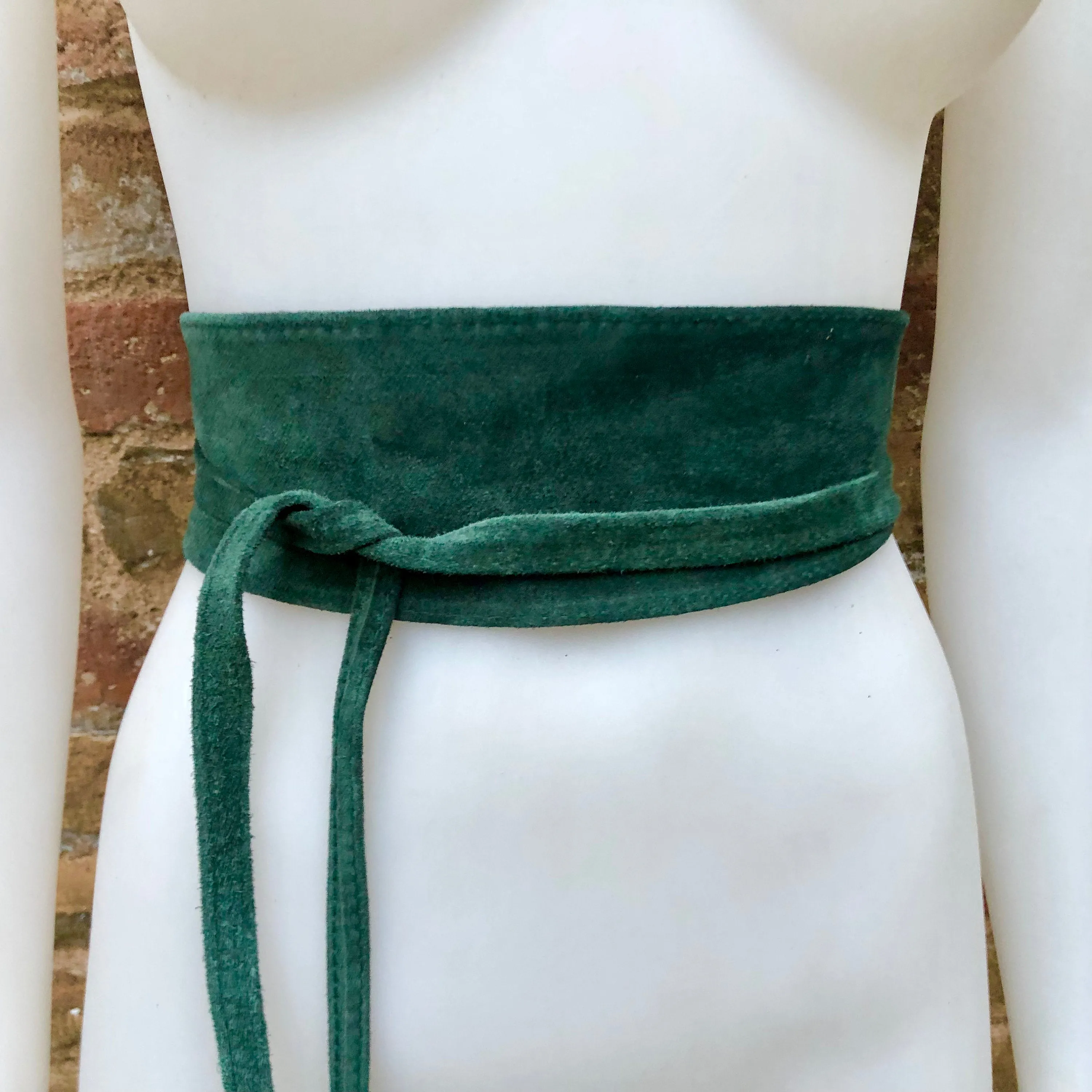Dark GREEN suede OBI belt. Wrap belt in  natural soft  suede. Green waist belt, Wraparound  green belt . Genuine leather boho belt.