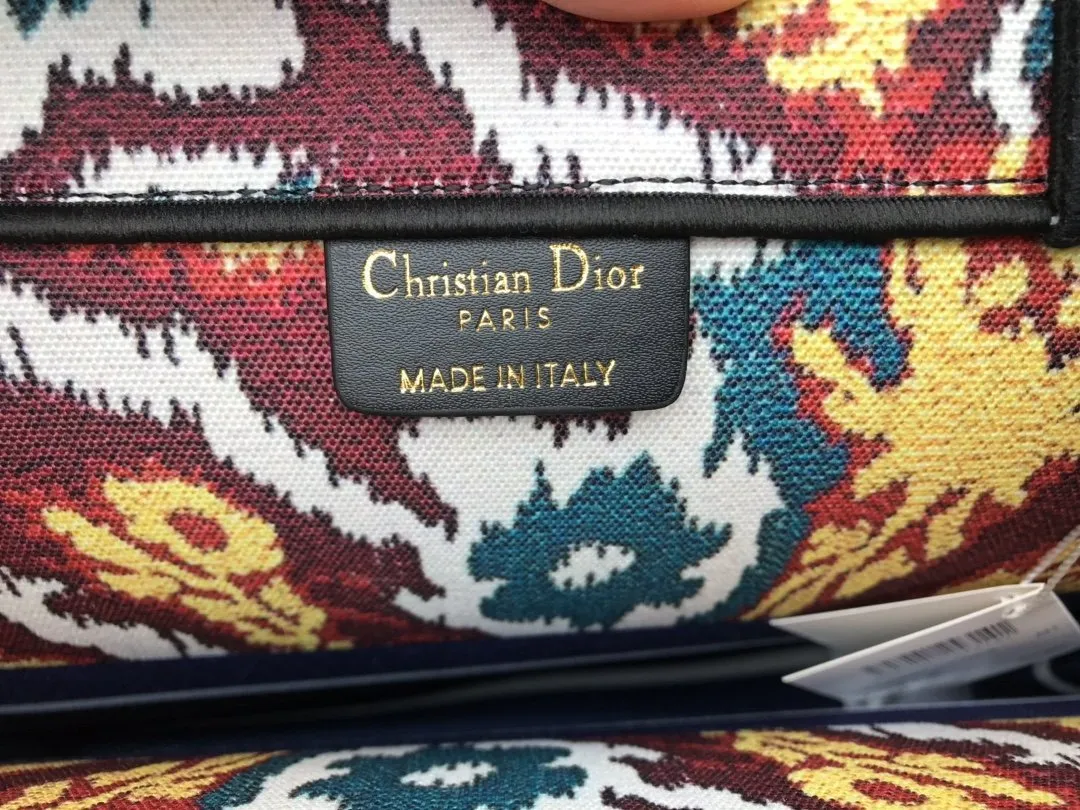 Designer Handbags DR 247