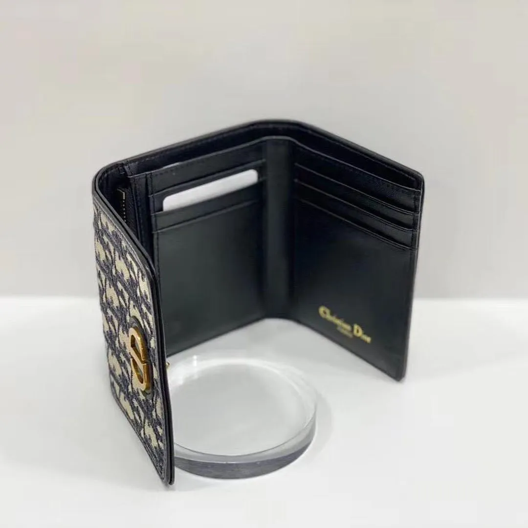 Designer Wallets - DOR - 6110