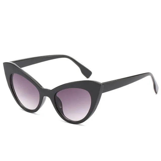 Oversized Titanium Frame Mirror Polycarbonate Cat Eye Sunglasses