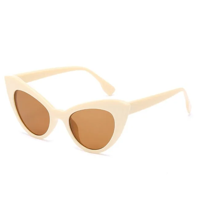 Oversized Titanium Frame Mirror Polycarbonate Cat Eye Sunglasses