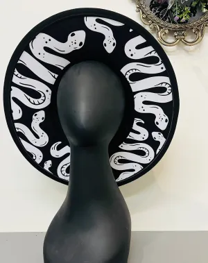 Vegan Felt Hat - XL Brim - Snakes